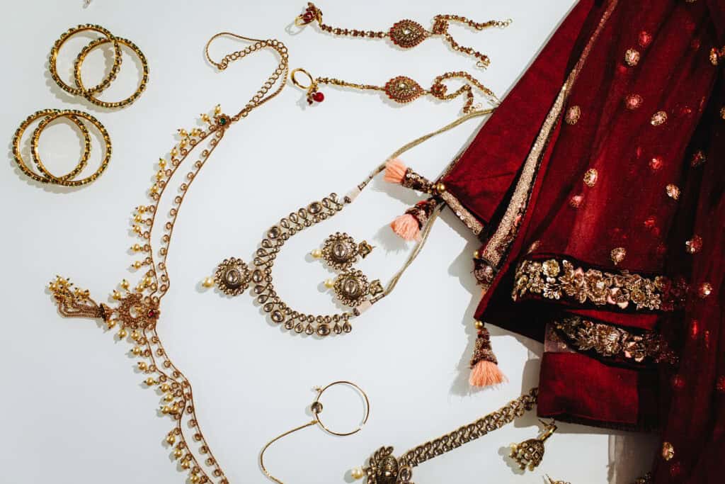 Festive Jewelry Trends 2026